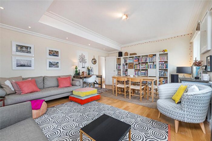 2 Bedroom Flat To Rent In Brittany House, Upper Richmond Road, SW15