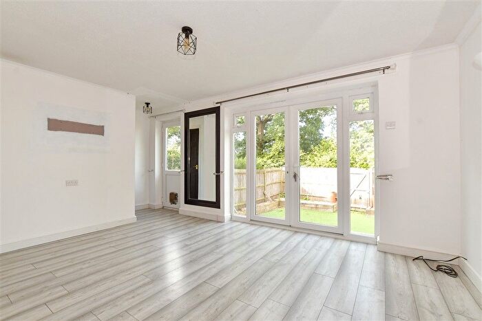 4 Bedroom End Of Terrace House For Sale In Jobes, Balcombe, Haywards Heath, West Sussex, RH17