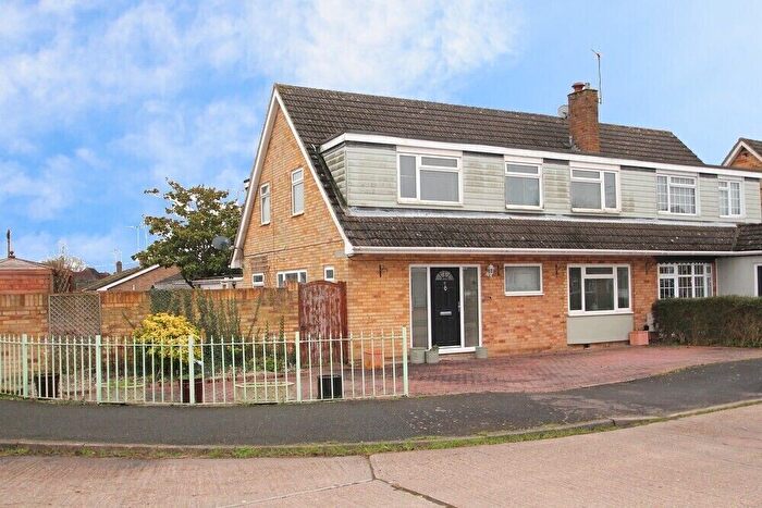 4 Bedroom Semi-Detached House For Sale In Winston Avenue, Tiptree, Colchester, CO5