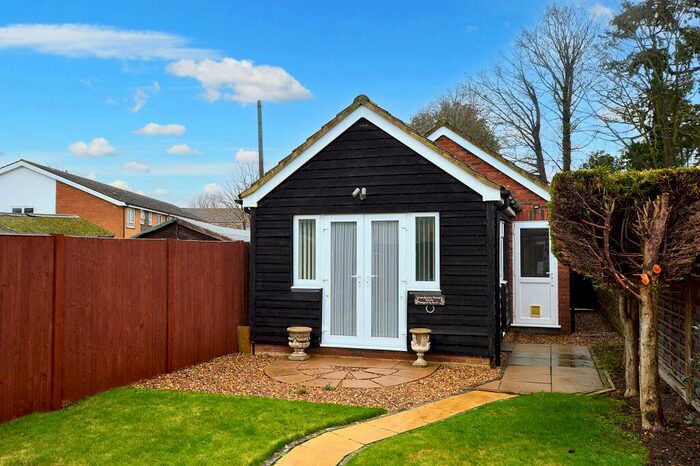 Studio To Rent In Tollgate Road, Colney Heath, AL4