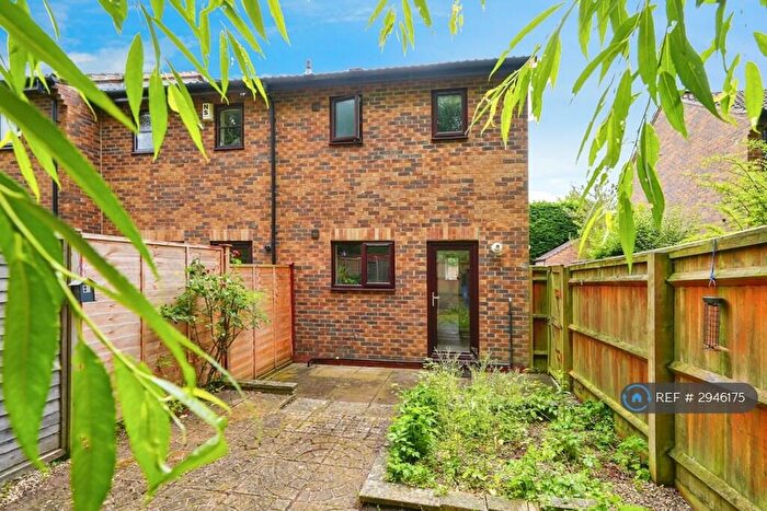 1 Bedroom Terraced House To Rent In Finch Close, Oxford, OX3