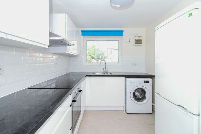 2 Bedroom Flat To Rent In Victor Street, Oxford, OX2