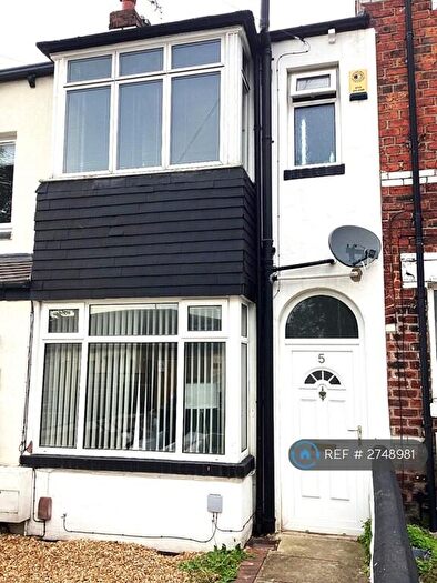 2 Bedroom Terraced House To Rent In Field Terrace, Leeds, LS15