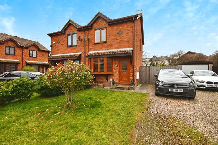 2 Bedroom Semi-Detached House For Sale In Garbutt Close, Preston, Hull, HU12