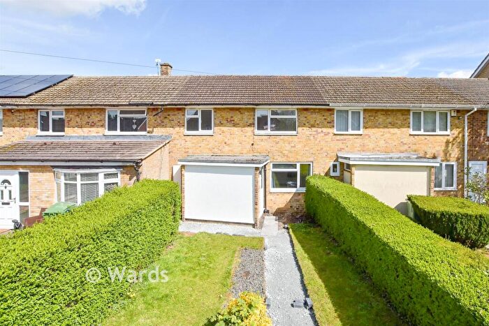 3 Bedroom Terraced House For Sale In Bell Road, Maidstone, Kent, ME15
