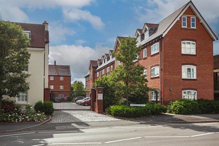 1 Bedroom Apartment For Sale In Martinique Square, Bowling Green Street, Warwick, CV34