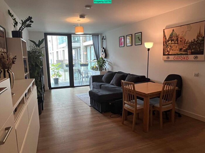 1 Bedroom Flat For Sale In Emery Way, London, E1W