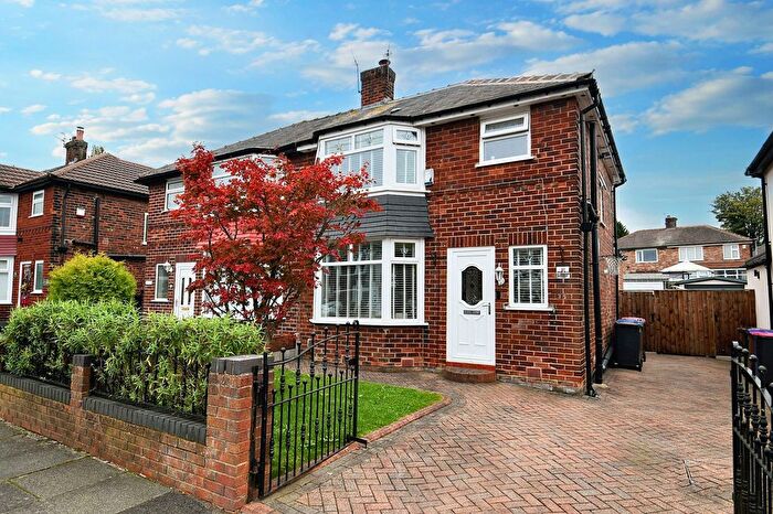 3 Bedroom Property For Sale In Margrove Road, Salford, M6