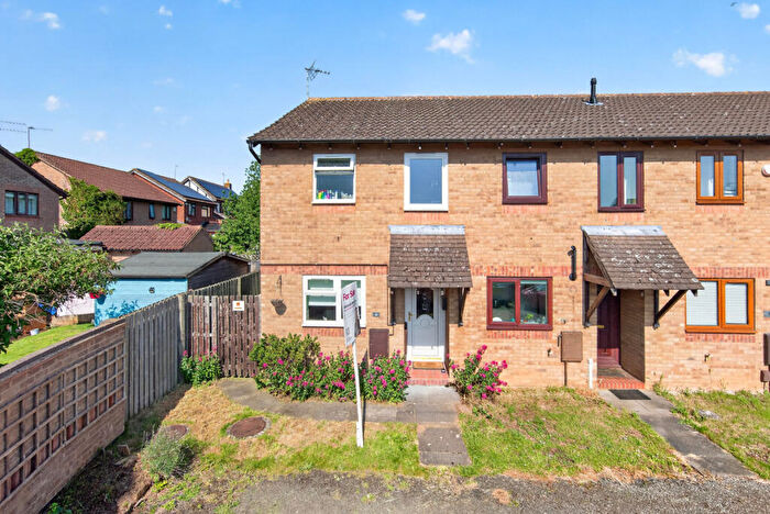 2 Bedroom End Of Terrace House For Sale In Swan Close, Burton Latimer, NN15