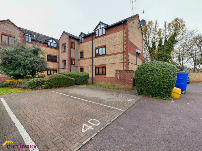 2 Bedroom Ground Flat To Rent In Longworth Close (T), Banbury, OX16