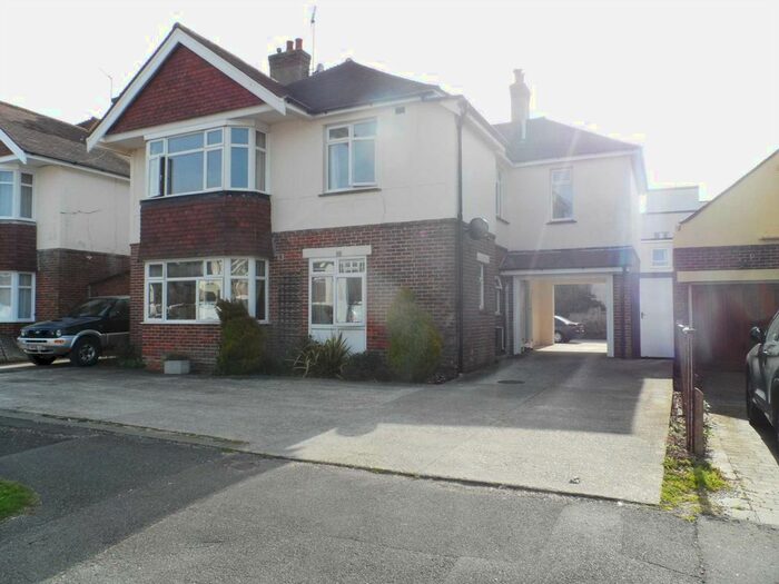 1 Bedroom Flat To Rent In Princess Avenue, Bognor Regis, PO21