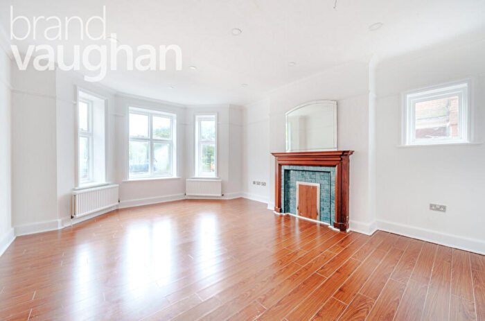 4 Bedroom Semi-Detached House To Rent In Nizells Avenue, Hove, East Sussex, BN3