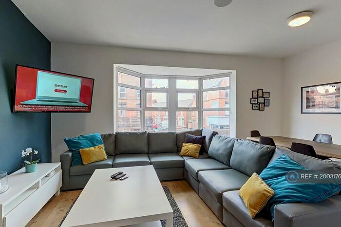 8 Bedroom Terraced House To Rent In Smithdown Road, Liverpool, L15