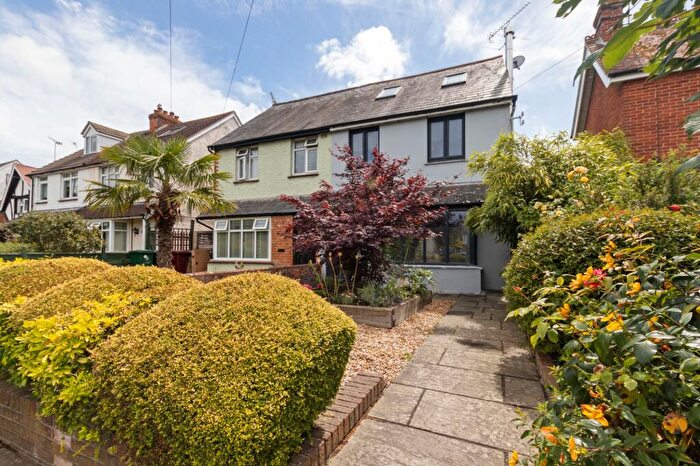 3 Bedroom Semi-Detached House For Sale In Stockbridge Road, Chichester, PO19