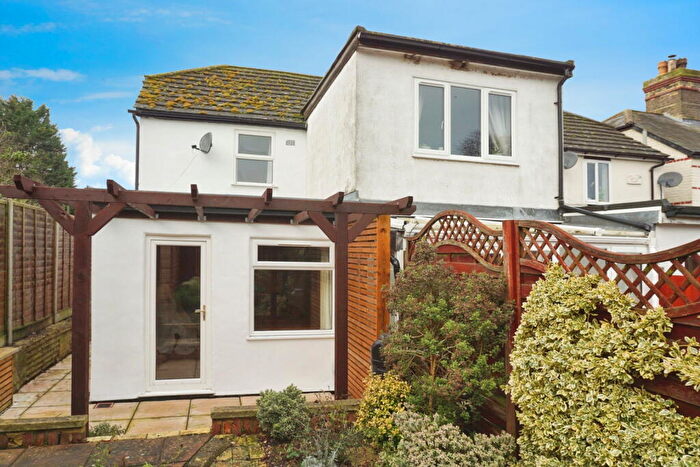 2 Bedroom End Of Terrace House For Sale In Delightful End Terrace Cottage In Sought After Village, CB8