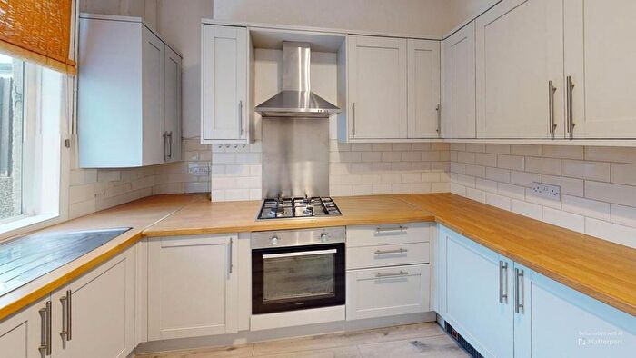 2 Bedroom Terraced House To Rent In , London Road, Grays, RM17