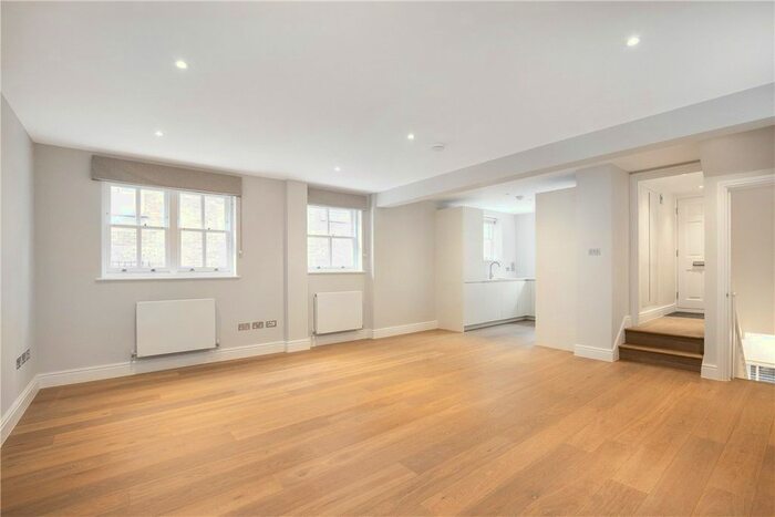 3 Bedroom Flat To Rent In Montagu Place, London, W1H
