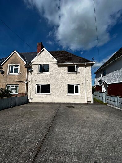 3 Bedroom Semi-Detached House To Rent In Dantwyn Road, Swansea, SA4
