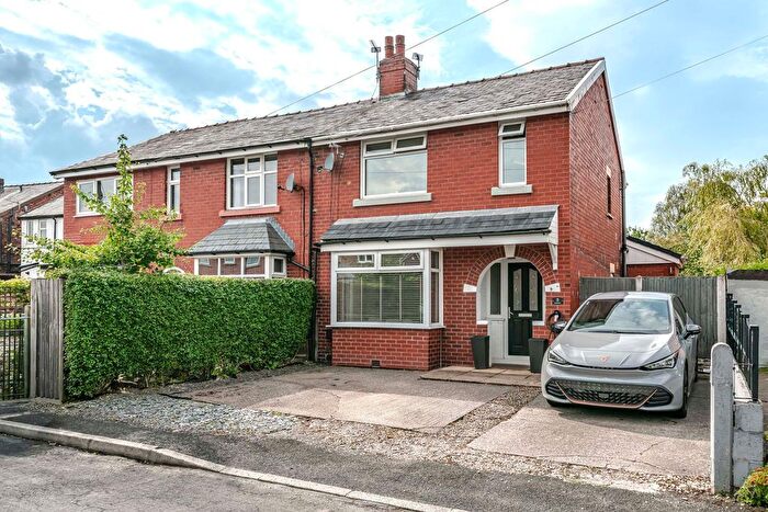 3 Bedroom Semi-Detached House For Sale In Holt Avenue, Coppull, PR7