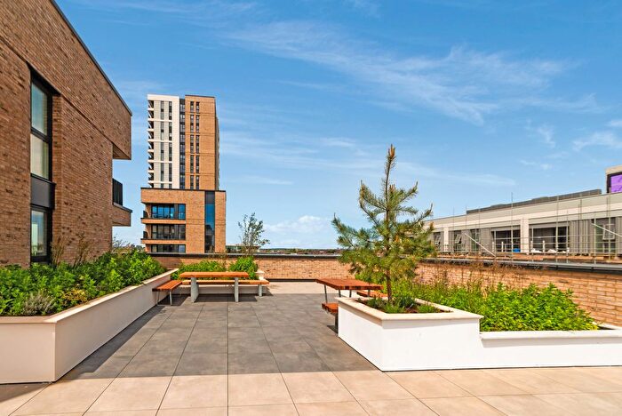 1 Bedroom Flat To Rent In Mitre Yard, Scrubs Lane, London, NW10