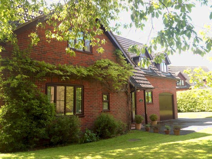 4 Bedroom Detached House For Sale In 1 The Pippins, Much Dewchurch