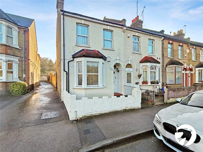 4 Bedroom End Of Terrace House To Rent In Battle Road, Belvedere, DA17