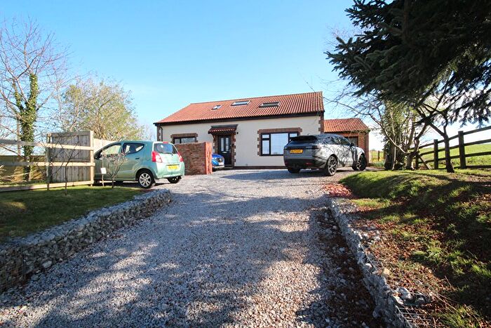 3 Bedroom Detached Bungalow For Sale In Cliff Road, North Petherton, Bridgwater, TA6
