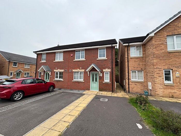 3 Bedroom Semi-detached House To Rent In Morris Drive, Pentrechwyth, Swansea, SA1