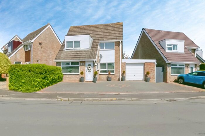 3 Bedroom Detached House For Sale In Cardigan Crescent, Boverton, Llantwit Major, CF61