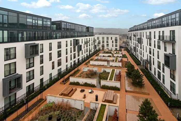 2 Bedroom Flat To Rent In Alexandra House, Elizabeth Parade, Bath, BA2