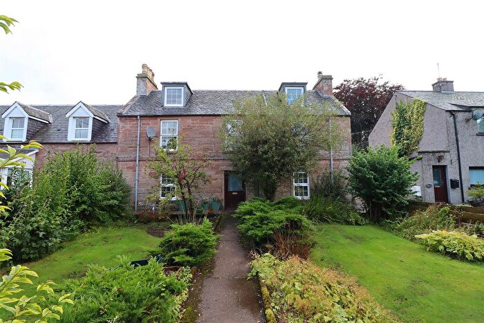 4 Bedroom Semi Detached House For Sale In Beaufort House, High Street, Conon Bridge, Dingwall, IV7