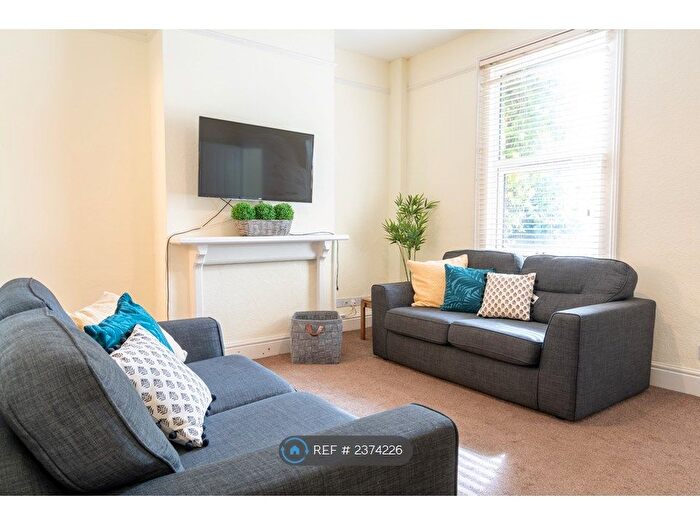5 Bedroom Terraced House To Rent In Courtenay Street, Cheltenham, GL50