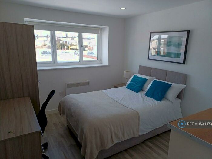 Studio To Rent In Ratton Street, Stoke-On-Trent, ST1