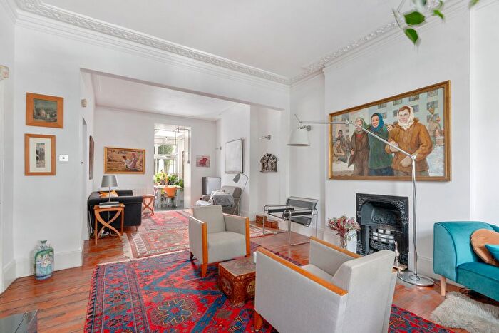 5 Bedroom Terraced House For Sale In Frithville Gardens, Shepherd's Bush, London, W12