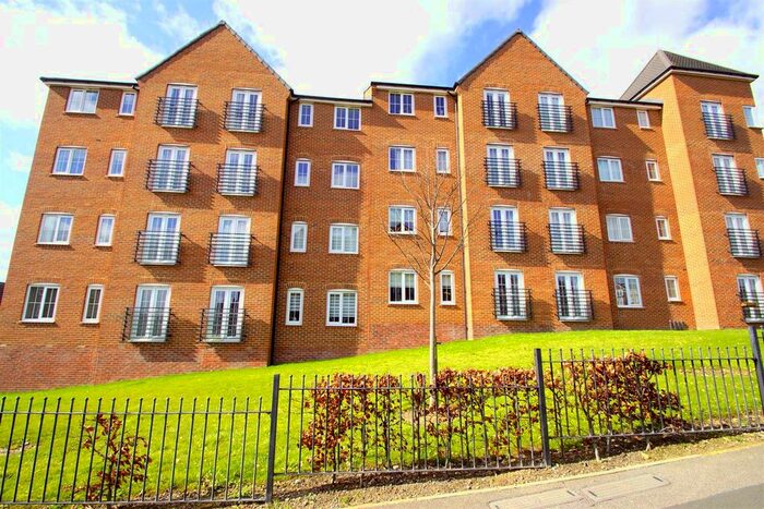2 Bedroom Flat To Rent In Fenton Gate, Middleton, Leeds, LS10