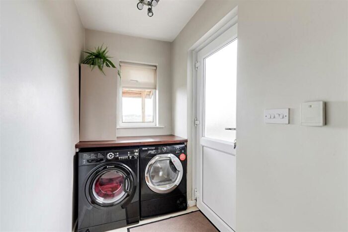 2 Bedroom Semi-Detached House For Sale In Norbett Road, Arnold, Nottinghamshire, NG5