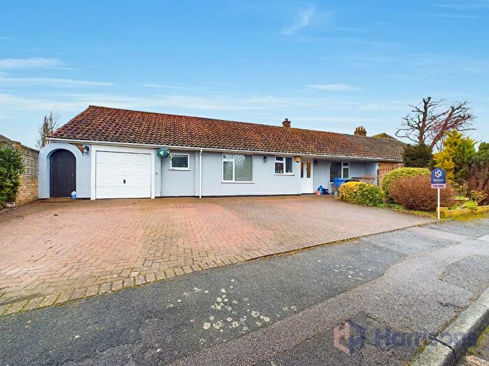 4 Bedroom Chalet For Sale In Coppins Lane, Borden, Sittingbourne, Kent, ME9