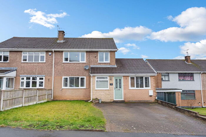 3 Bedroom Semi Detached House For Sale In Bowland Road, Simmondley, Glossop, SK13