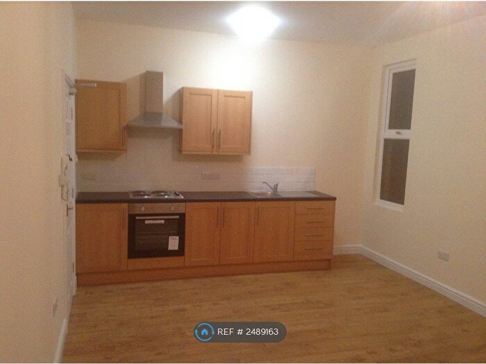 1 Bedroom Flat To Rent In Marshall Avenue, Bridlington, YO15