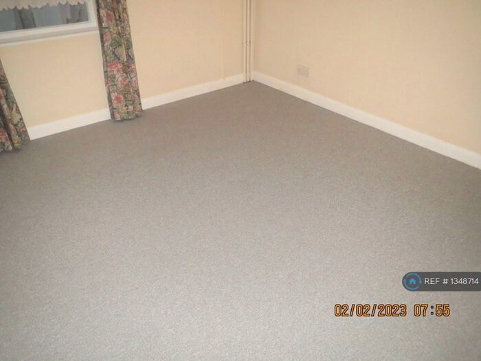 2 Bedroom Flat To Rent In Alexandra Road, Lowestoft, NR32