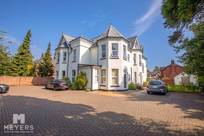 2 Bedroom Apartment To Rent In Lansdowne Manor, Lansdowne Road, Bournemouth, BH1