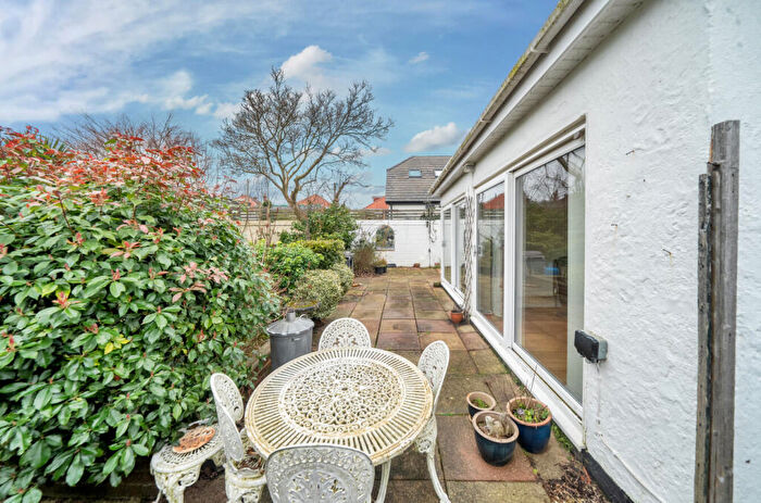 2 Bedroom Bungalow For Sale In Shelley Road, Thornhill Park, Southampton, Hampshire, SO19