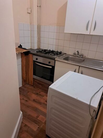 1 Bedroom Flat To Rent In High Road, Ilford, IG1