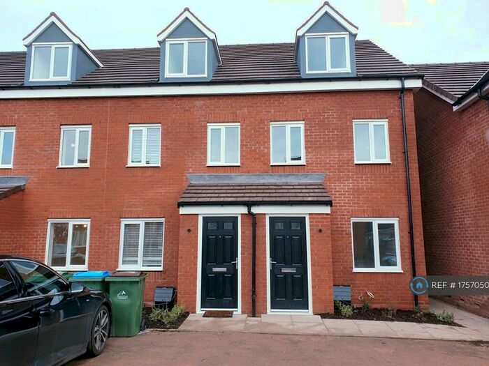 3 Bedroom Terraced House To Rent In Chelmsford Drive, Coventry, CV6