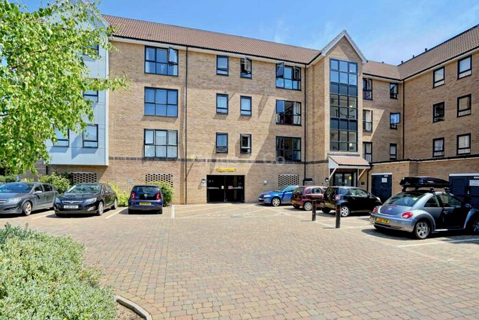 2 Bedroom Apartment To Rent In Marbled White Court, St Neots, PE19