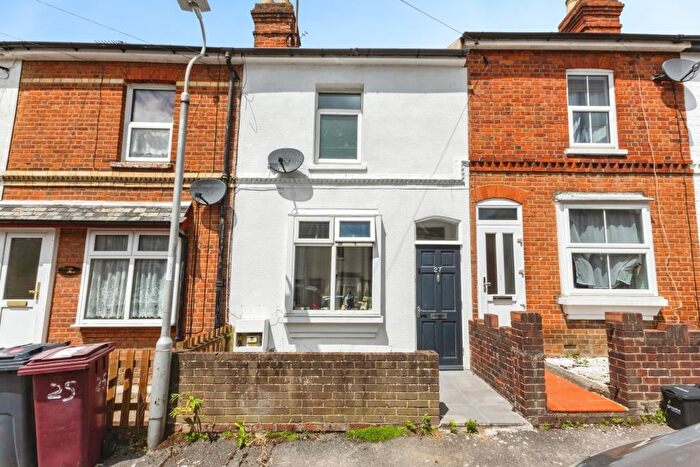 3 Bedroom Terraced House To Rent In Adelaide Road, Reading, RG6