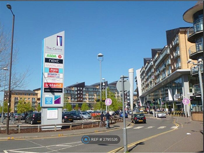 2 Bedroom Flat To Rent In High Street, Feltham, TW13