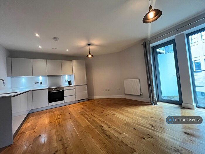 1 Bedroom Flat To Rent In Bridge Quay, Bristol, BS1