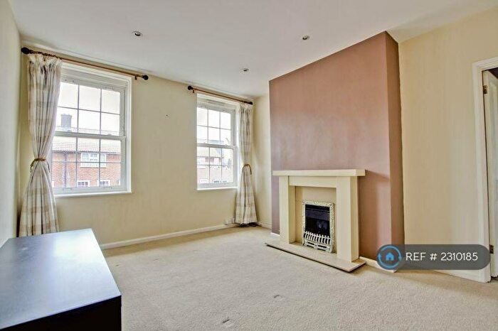 1 Bedroom Flat To Rent In Eltham, London, SE9