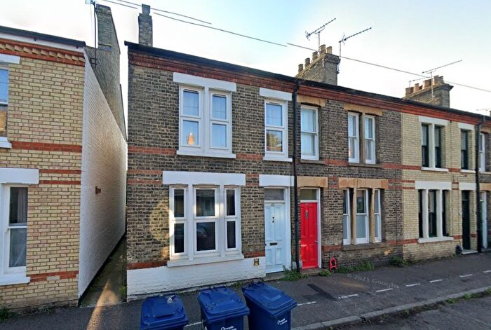 4 Bedroom End Terrace House To Rent In Thoday Street, Cambridge, CB1